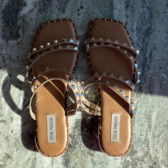 Steve Madden studded sandals - Picture 1 of 1